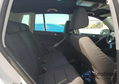 2010 Volkswagen Tiguan S из США, поврежденный, VIN WVGAV9AX4AW509914